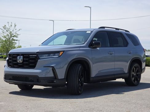 Used 2025 Honda Pilot Black Edition image 14