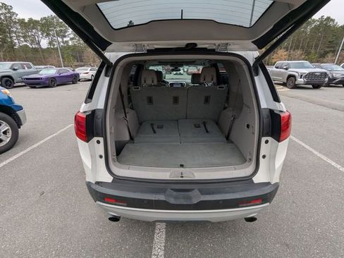 Used 2018 GMC Acadia SLT image 13