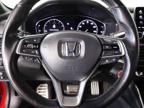 Used 2022 Honda Accord Sport image 3