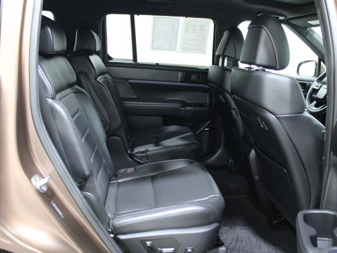 Used 2024 Hyundai Santa Fe Calligraphy image 26