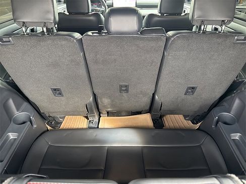 Used 2025 Ford Explorer ST-Line image 15