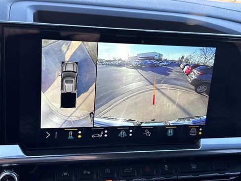 Used 2022 GMC Sierra 1500 SLT image 37