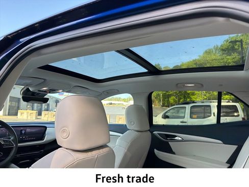 Used 2024 Buick Envision Avenir image 10