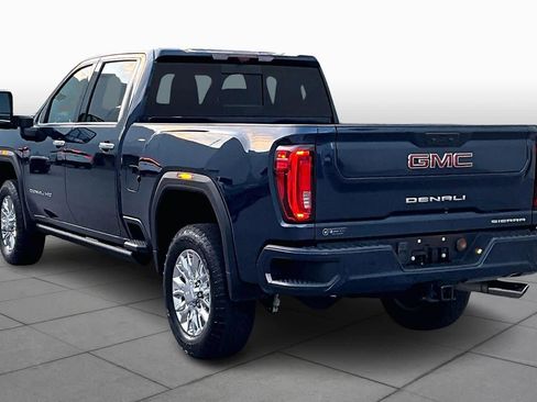 Used 2022 GMC Sierra 2500 Denali w/ Denali Ultimate Package image 11