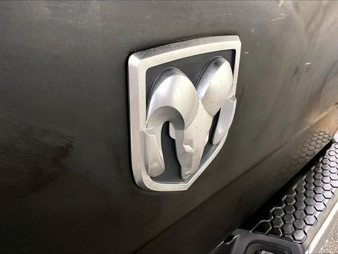 Used 2018 RAM 1500 Big Horn image 28