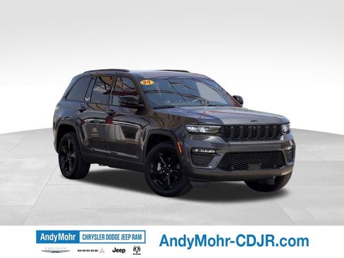 Used 2024 Jeep Grand Cherokee Limited w/ Luxury Tech Group II AWD/4WD image 1