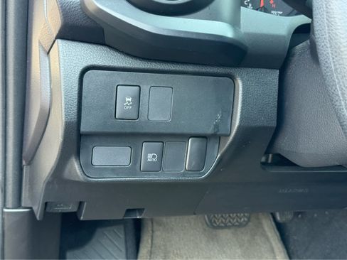 Used 2021 Toyota Tacoma SR w/ SR Convenience Package AWD/4WD image 14