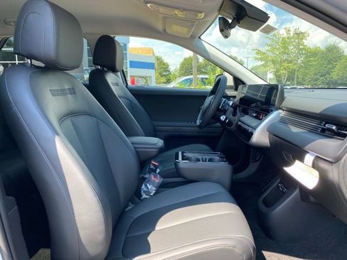 New 2025 Hyundai Ioniq 5 SEL image 41