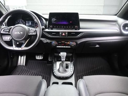 Used 2024 Kia Forte GT-Line FWD image 9