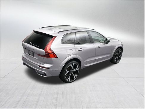 New 2026 Volvo XC60 T8 Ultra AWD/4WD image 17