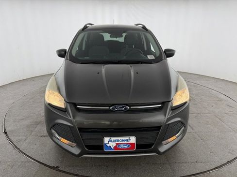 Used 2015 Ford Escape SE w/ Equipment Group 201A FWD image 2