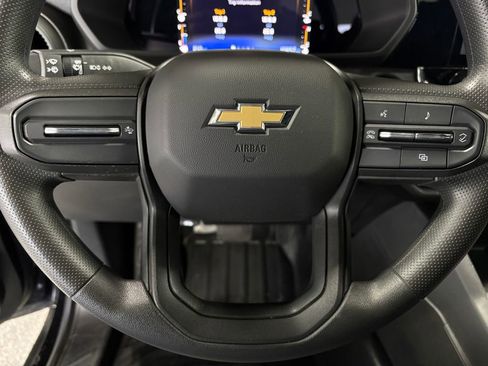 Used 2023 Chevrolet Colorado W/T RWD image 15
