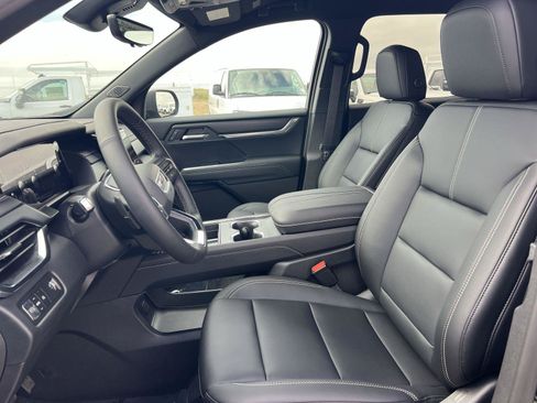 New 2026 GMC Acadia Elevation w/ Black Edition FWD image 22