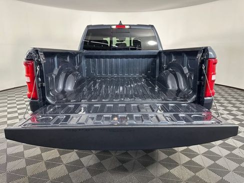 New 2026 RAM 1500 4x4 Crew Cab image 7