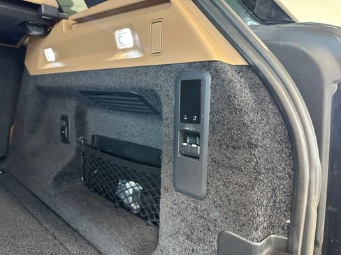 Used 2025 Land Rover Range Rover SE AWD/4WD image 49