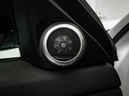 Used 2024 Land Rover Range Rover Evoque S image 26