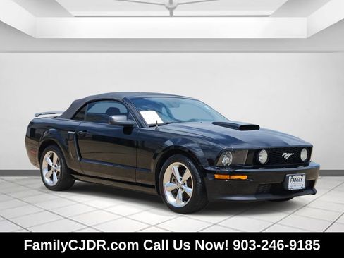 Used 2009 Ford Mustang GT Premium RWD image 1
