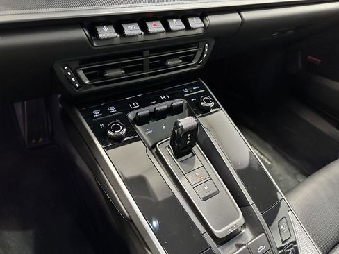 Certified 2023 Porsche 911 Carrera 4S AWD/4WD image 31