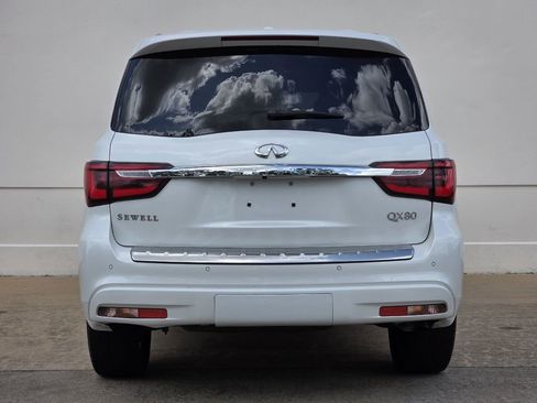 Used 2022 INFINITI QX80 Luxe w/ Cargo Package image 4