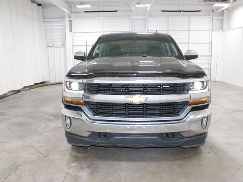 Used 2018 Chevrolet Silverado 1500 LT w/ All Star Edition AWD/4WD image 3