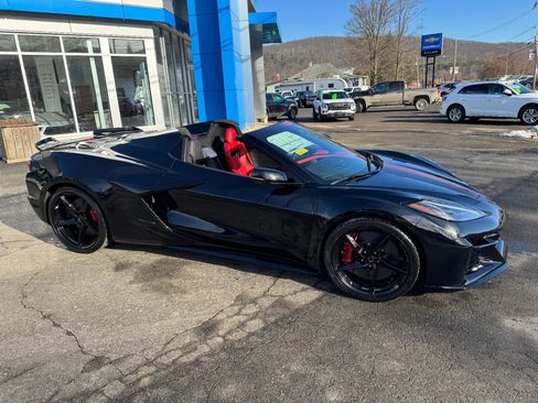 New 2026 Chevrolet Corvette E-Ray w/ Battery Protection Package image 26