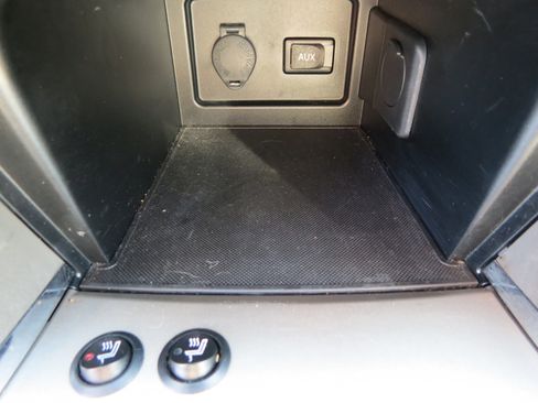 Used 2010 Toyota Camry SE image 20