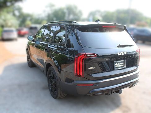 Certified 2022 Kia Telluride SX w/ SX Prestige Package AWD/4WD image 13