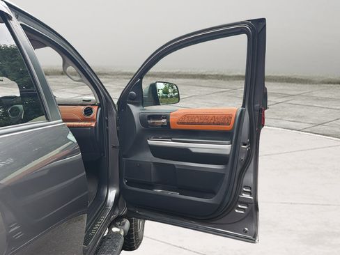 Used 2019 Toyota Tundra 1794 Edition AWD/4WD image 22