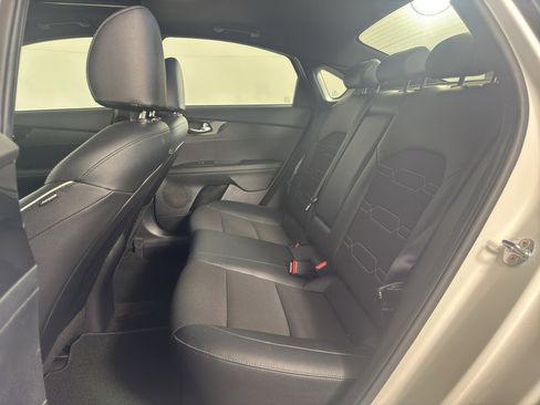 Used 2021 Kia Forte GT-Line w/ GT-Line Premium Package FWD image 33