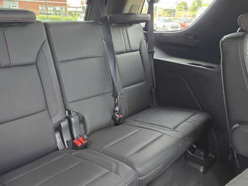 Used 2022 Chevrolet Tahoe RST w/ Luxury Package RWD image 8