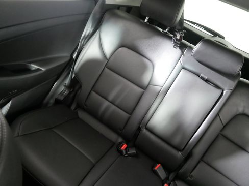 Used 2021 Hyundai Tucson Limited image 12