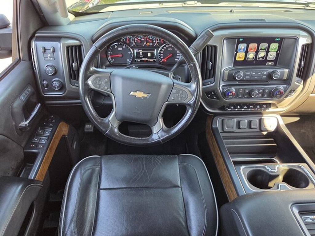 Used 2019 Chevrolet Silverado 2500 High Country w/ Duramax Plus Package AWD/4WD image 5
