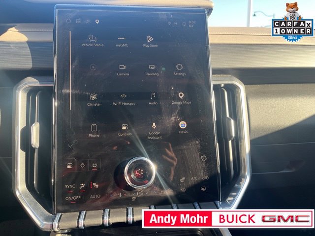 Used 2026 GMC Acadia Elevation w/ Elevation Premium Package FWD image 35