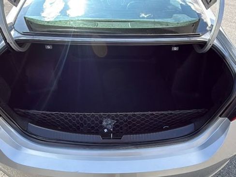 Used 2017 Chevrolet Malibu LT w/ Leather Package image 26