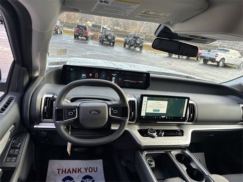 New 2025 Ford Expedition Max Active image 13