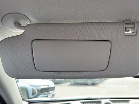 Certified 2024 Chevrolet Equinox LS image 23