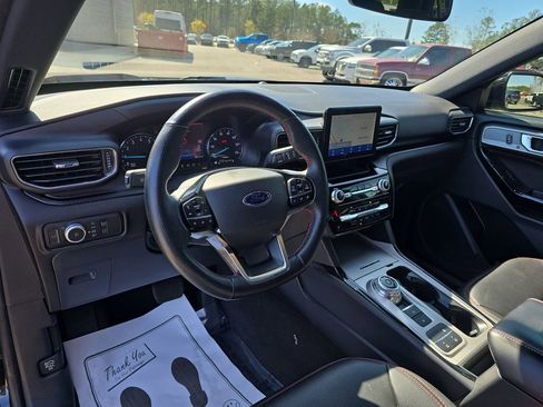 Used 2022 Ford Explorer ST-Line w/ Class IV Trailer Tow Package image 21