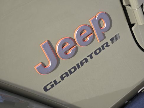 New 2026 Jeep Gladiator Mojave image 9