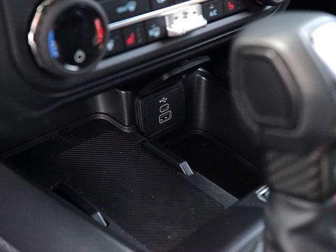 New 2026 Ford Bronco Raptor AWD/4WD image 15