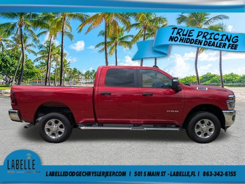 Used 2026 RAM 2500 Big Horn AWD/4WD image 3