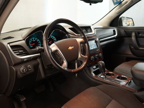 Used 2014 Chevrolet Traverse LT FWD image 6