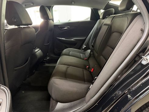 Used 2018 Chevrolet Malibu LS FWD image 13