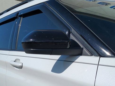 Used 2023 Ford Explorer XLT w/ Equipment Group 202A image 11