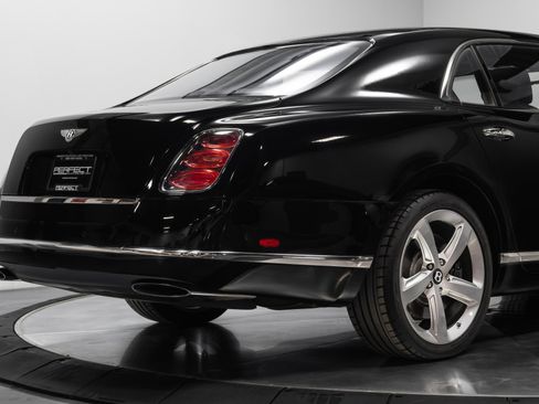 Used 2016 Bentley Mulsanne Speed image 18