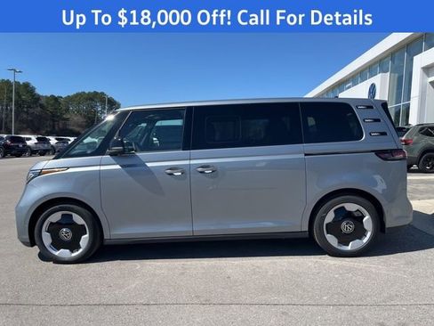 New 2025 Volkswagen ID. Buzz Pro S Plus image 3