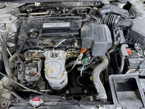 Used 2013 Honda Accord LX image 36