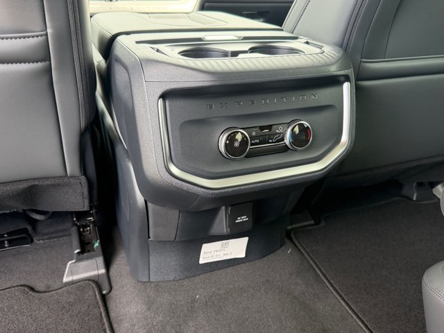 New 2027 Ford Expedition Max Active RWD image 17