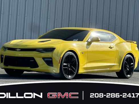 Used 2016 Chevrolet Camaro SS RWD image 8
