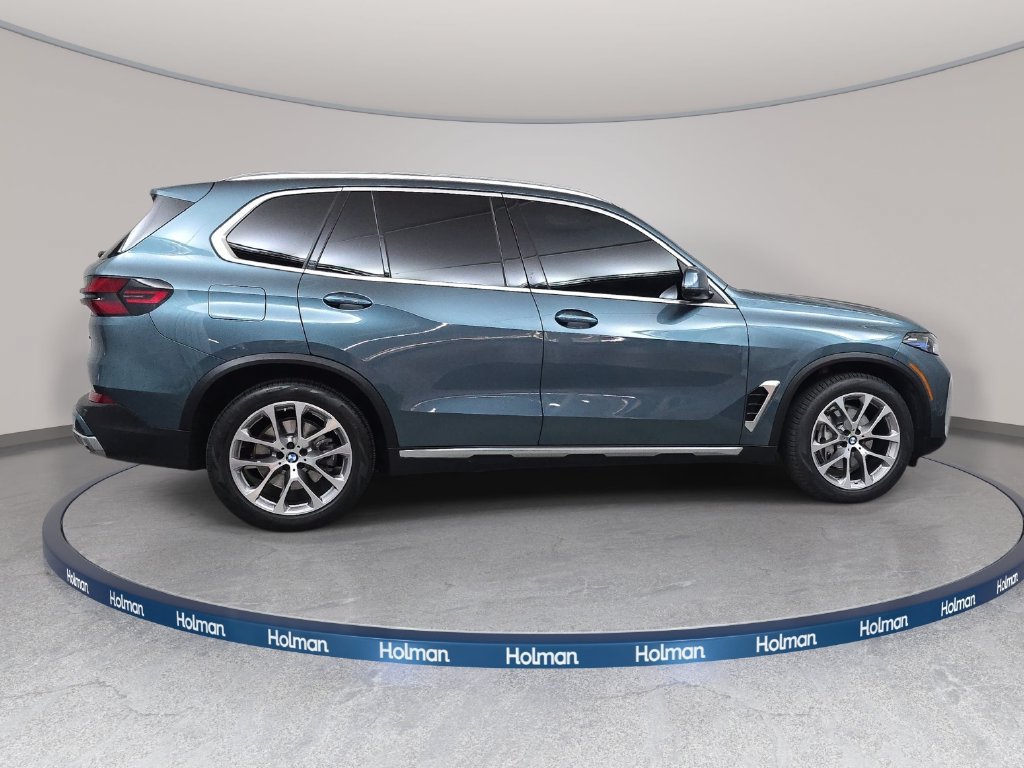 Used 2024 BMW X5 xDrive40i w/ Premium Package AWD/4WD image 5