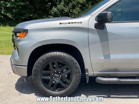 Used 2024 Chevrolet Silverado 1500 Custom w/ Turbomax Blackout Package AWD/4WD image 10